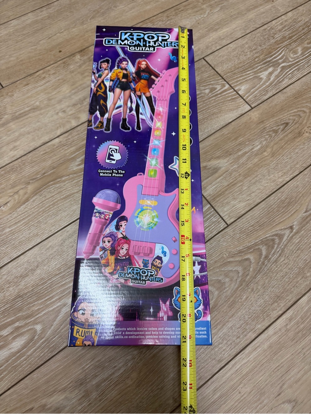 K-POP Demon Hunters Guitar Toy with Lights Music Microphone for Kids 3+ - Picture 6 of 7
